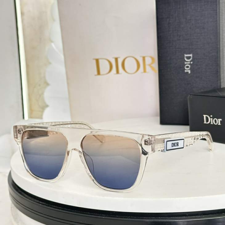 Picture of Dior Sunglasses _SKUfw77121784fw